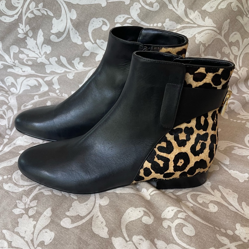 Michael Kors | Mira black & leopard booties size 8